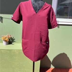 Burgundy Figs Scrub Top